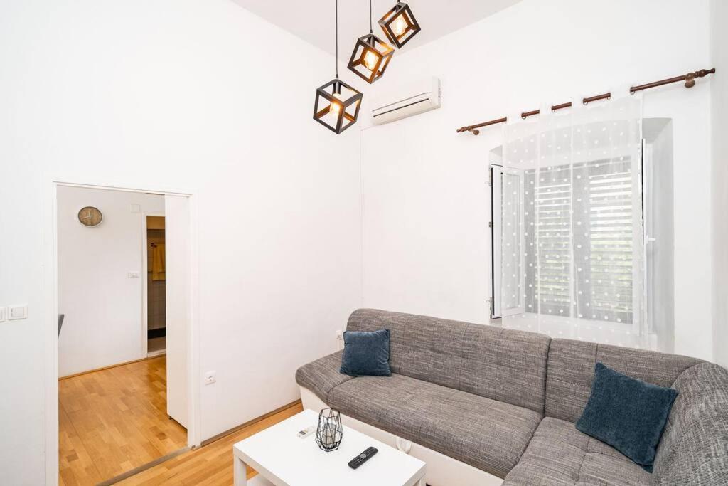 Apartment Maris Dubrovnik Bagian luar foto