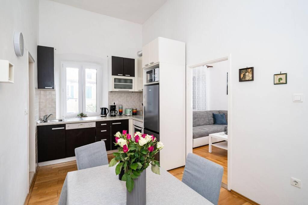 Apartment Maris Dubrovnik Bagian luar foto
