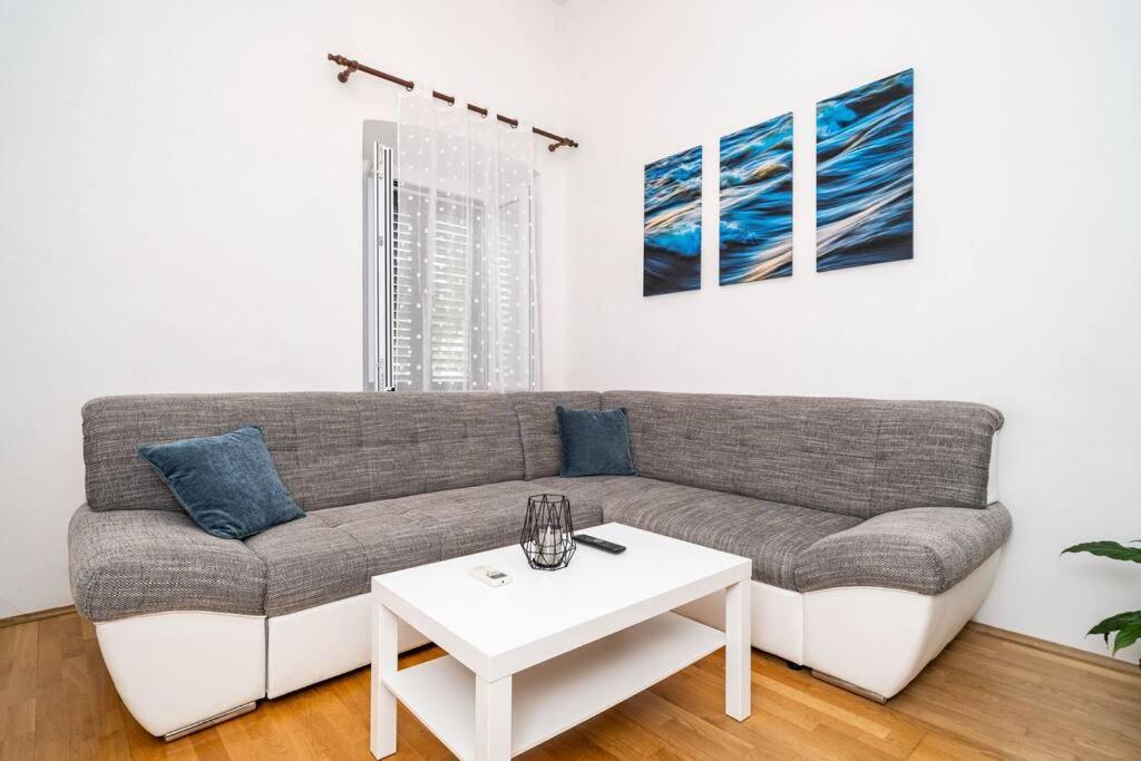 Apartment Maris Dubrovnik Bagian luar foto